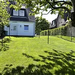 Ferienhaus in Westerland mit großem Garten und 2 Badezimmer
